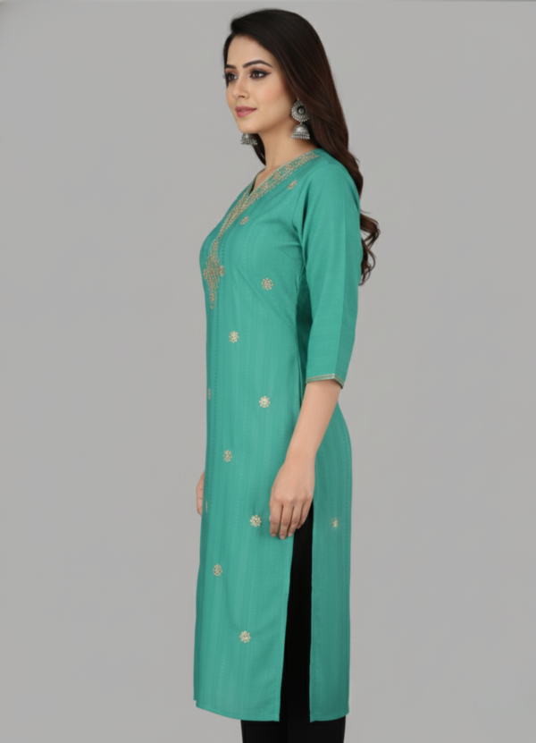 TRADITIONAL KURTI